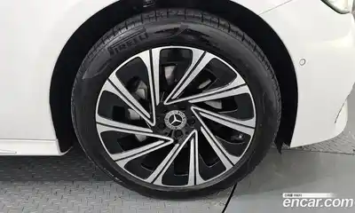 Mercedes-Benz E-Class 2025 2.0 гидро в Москве № 160221, миниатюра 5