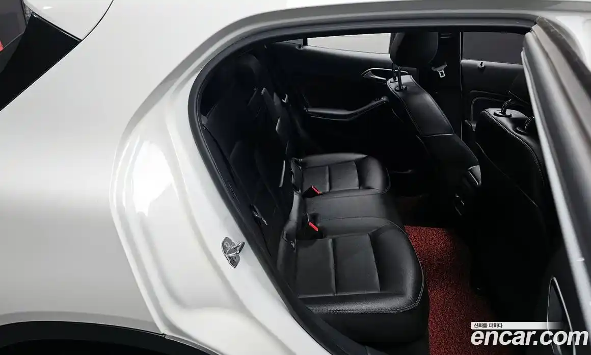 Mercedes-Benz GLA-Class 2018 2.0 гидро в Москве № 160782, фото 11
