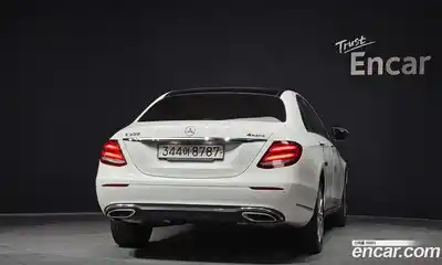 Mercedes-Benz E-Class 2019 2.0 гидро в Москве, миниатюра 4