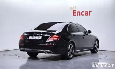 Mercedes-Benz E-Class 2018 2.0 гидро в Москве № 161678, миниатюра 2