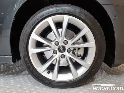Audi A3 2025 2.0 гидро в Москве № 161770, миниатюра 5