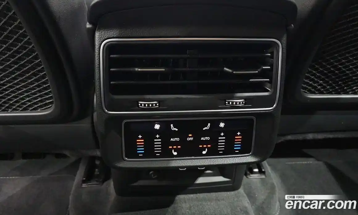 Audi Q8 2023 3.0 гидро в Москве № 162919, фото 19