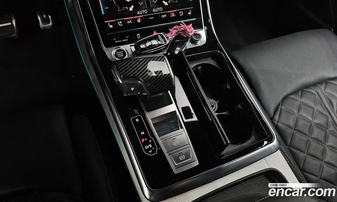 Audi Q8 2023 3.0 гидро в Москве № 162919, фото 9
