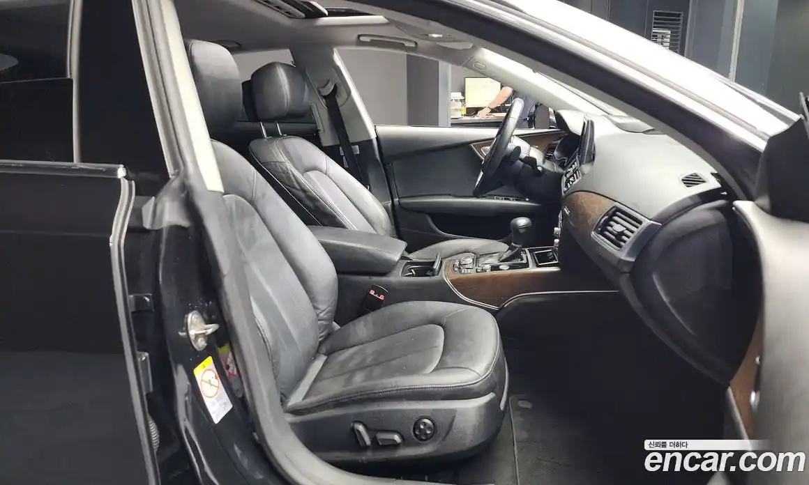 Audi A7 2014 3.0 гидро в Москве № 163694, фото 11