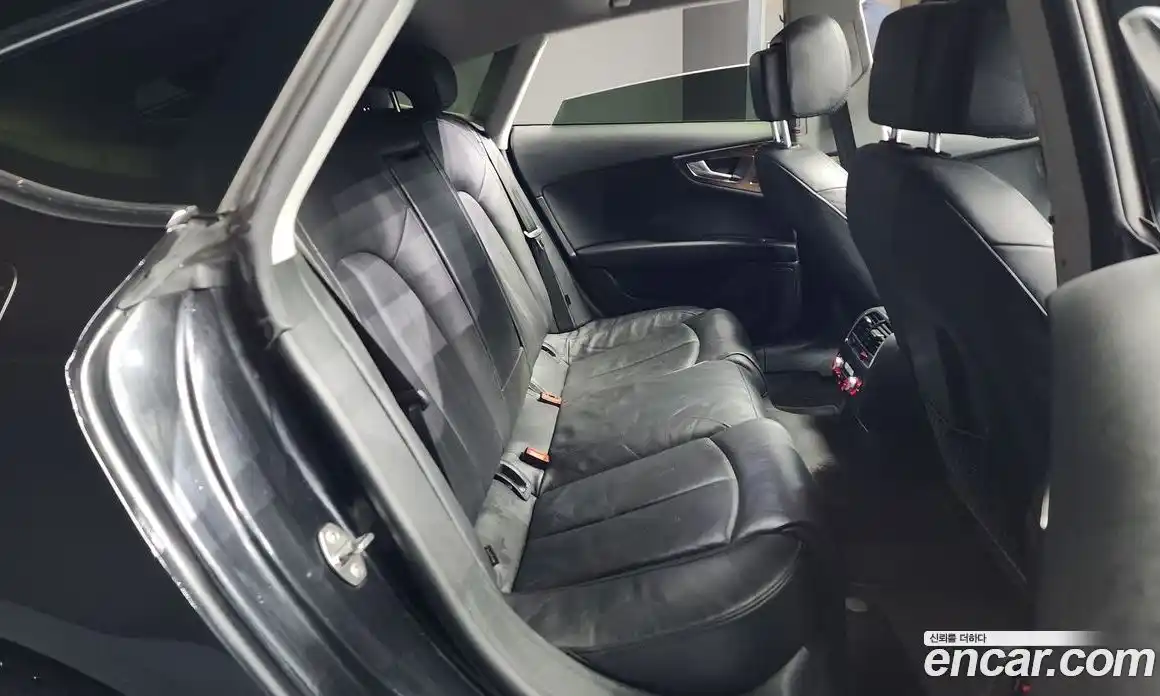 Audi A7 2014 3.0 гидро в Москве № 163694, фото 12