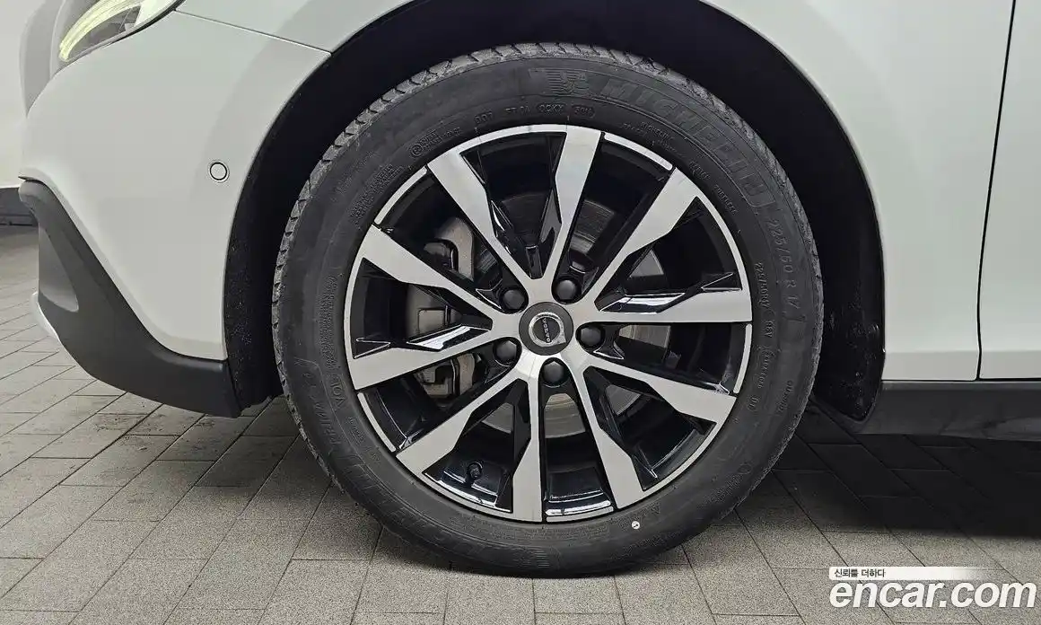 Volvo V40 2018 2.0 гидро в Москве № 164361, фото 5