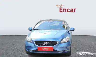 Volvo V40 2014 1.6 гидро в Москве № 164545, миниатюра 3
