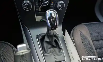 Volvo V40 2014 1.6 гидро в Москве № 164545, миниатюра 9