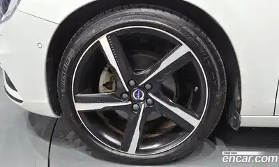 Volvo S60 2015 2.0 гидро в Москве № 164594, миниатюра 5