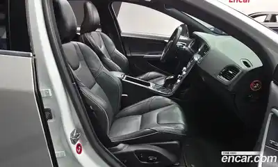 Volvo S60 2015 2.0 гидро в Москве № 164594, миниатюра 10