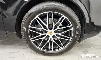 Porsche Cayenne 2023 3.0 гидро в Москве № 165138, миниатюра 5