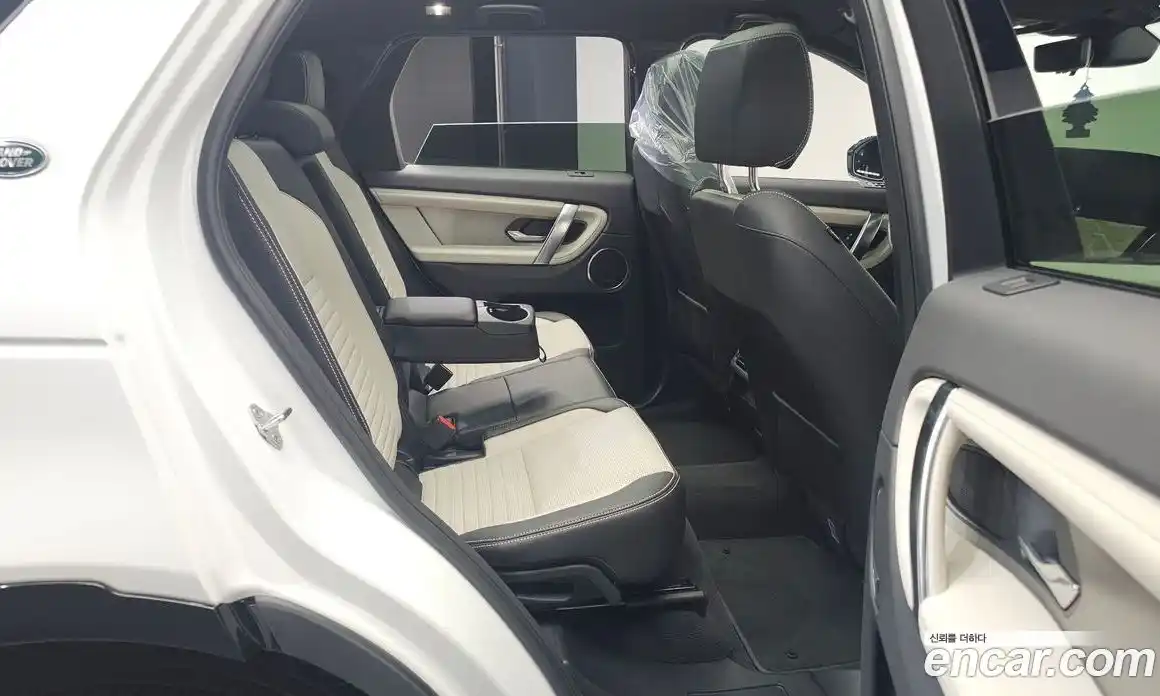 Land Rover Discovery Sport 2024 2.0 гидро в Москве № 166001, фото 11