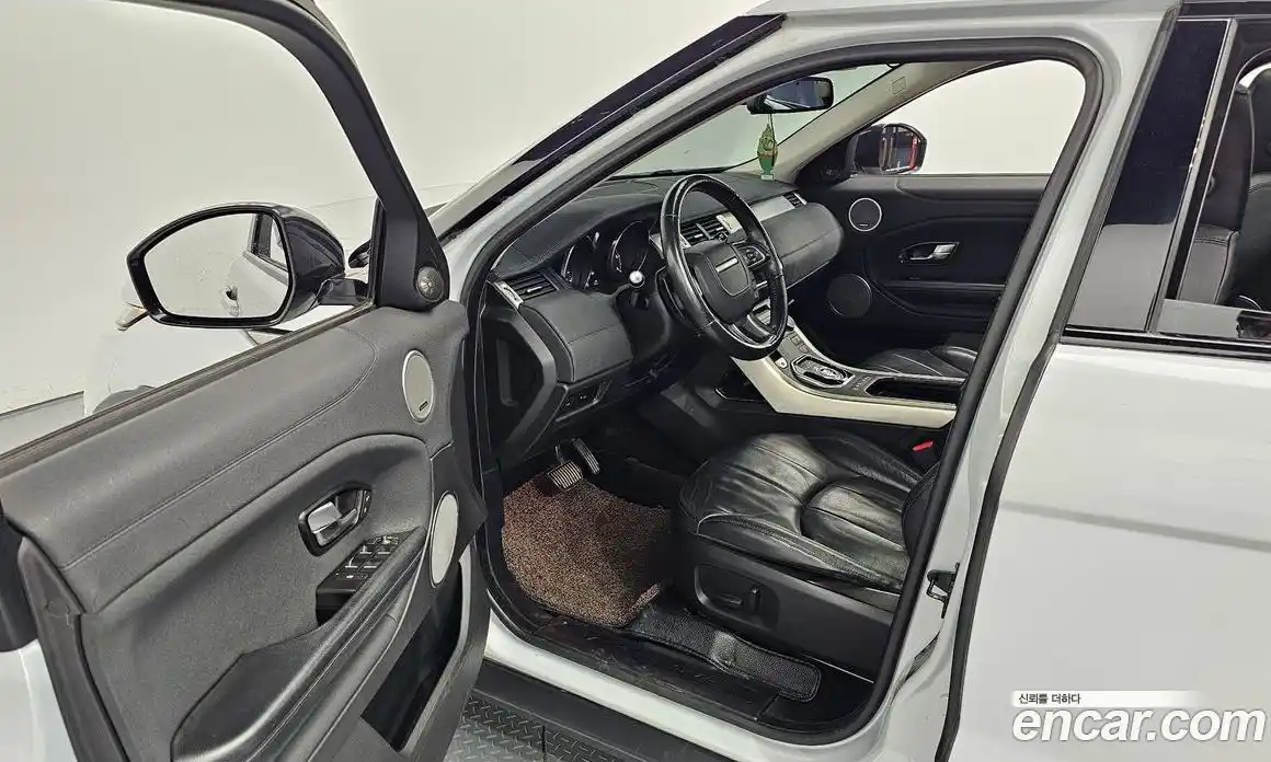 Land Rover Range-Rover Evoque 2015 2.0 гидро в Москве № 166442, фото 11