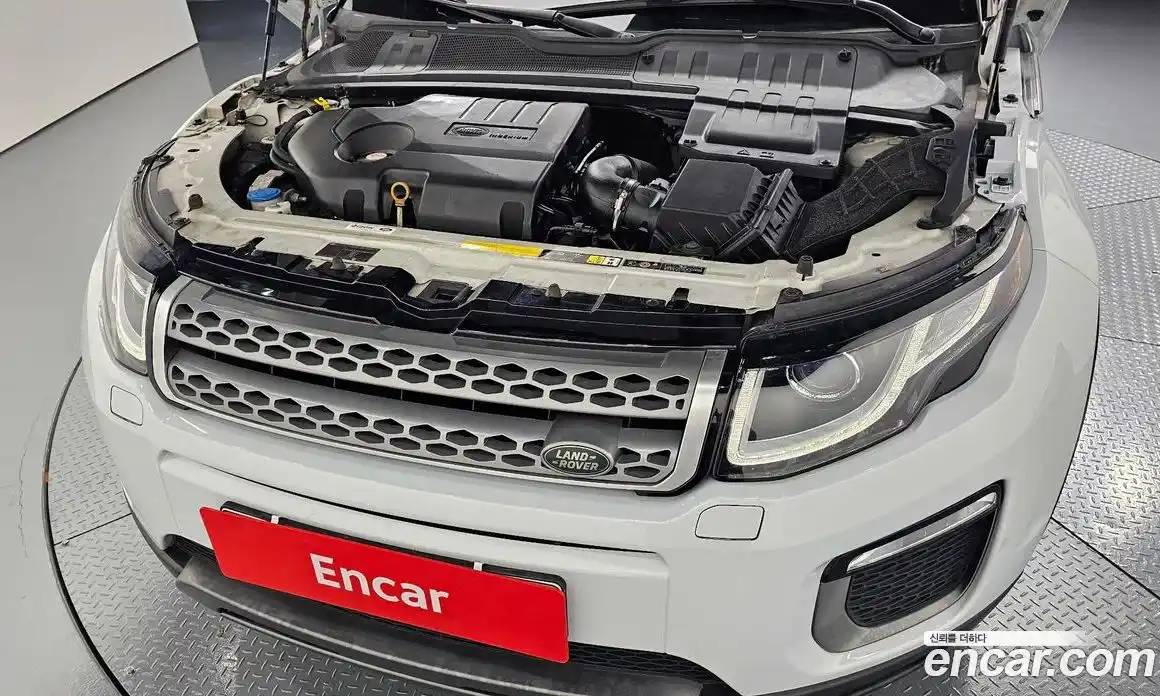 Land Rover Range-Rover Evoque 2015 2.0 гидро в Москве № 166442, фото 6