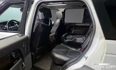 Land Rover Range-Rover 2018 4.4 гидро в Москве № 166520, миниатюра 11