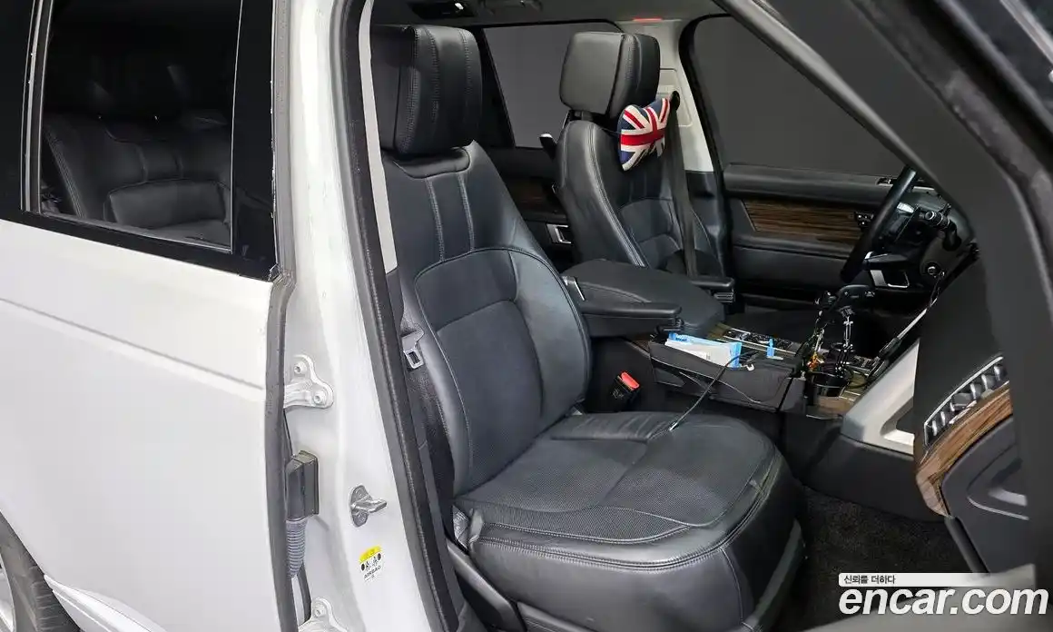 Land Rover Range-Rover 2018 4.4 гидро в Москве № 166520, фото 12