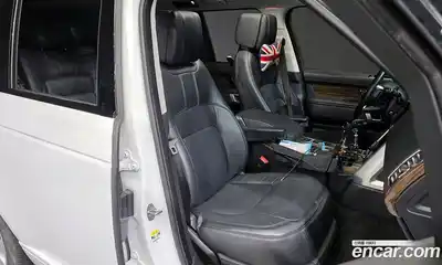 Land Rover Range-Rover 2018 4.4 гидро в Москве № 166520, миниатюра 12