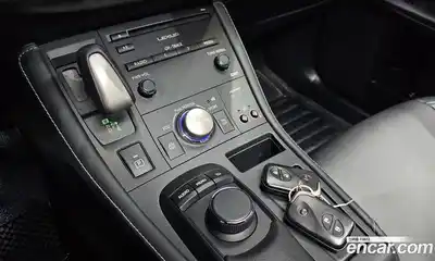 Lexus CT200h 2016 1.8 гидро в Москве № 168259, миниатюра 9