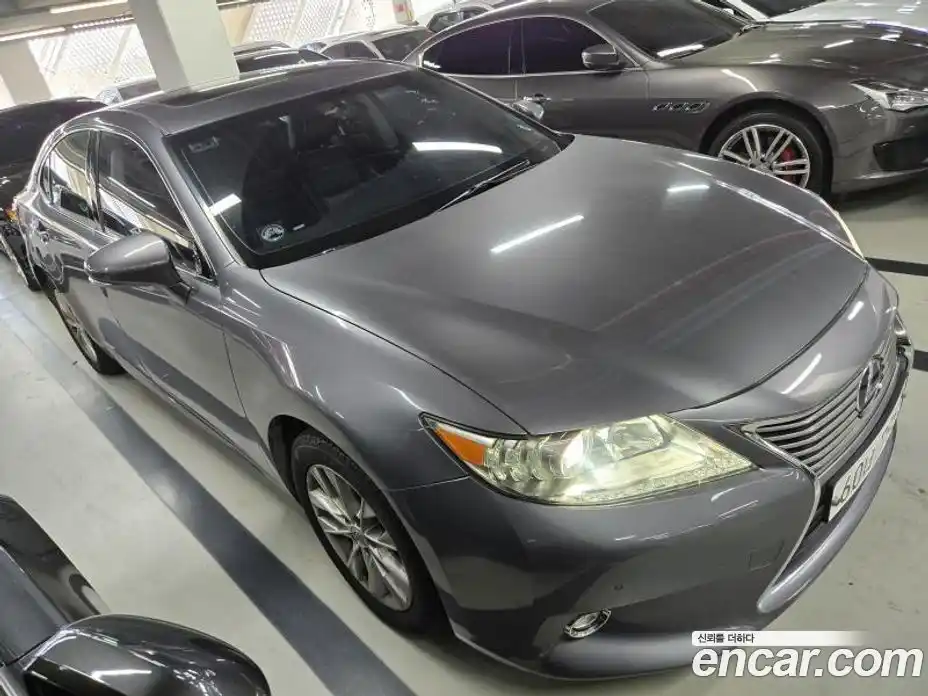 Lexus ES 2014 2.5 гидро в Москве № 168335, фото 3
