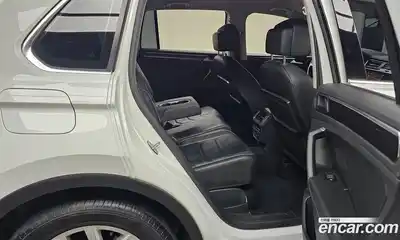 Volkswagen Tiguan 2020 2.0 гидро в Москве № 168780, миниатюра 12
