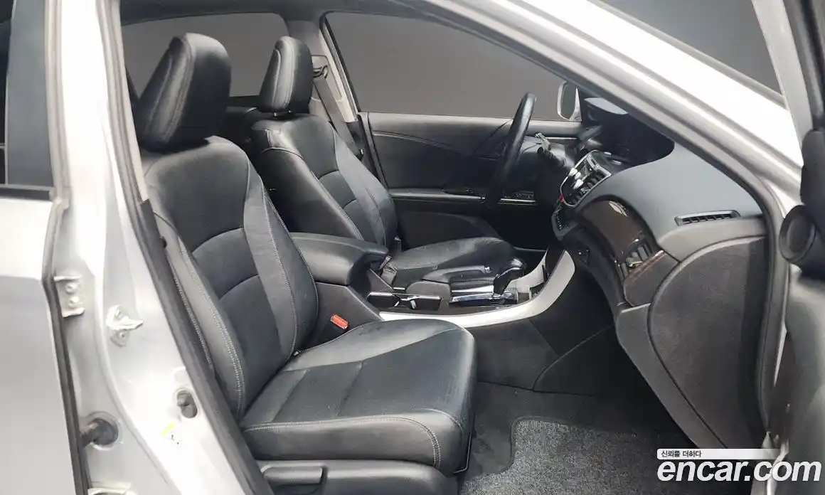 Honda Accord 2013 2.4 гидро в Москве № 170588, фото 11