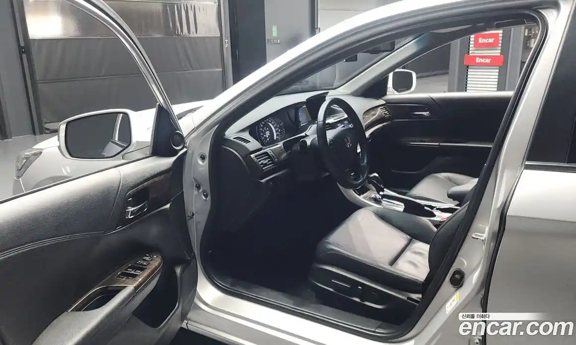 Honda Accord 2013 2.4 гидро в Москве № 170588, фото 10
