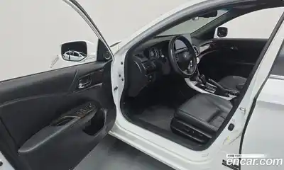 Honda Accord 2015 2.4 гидро в Москве № 170629, миниатюра 11