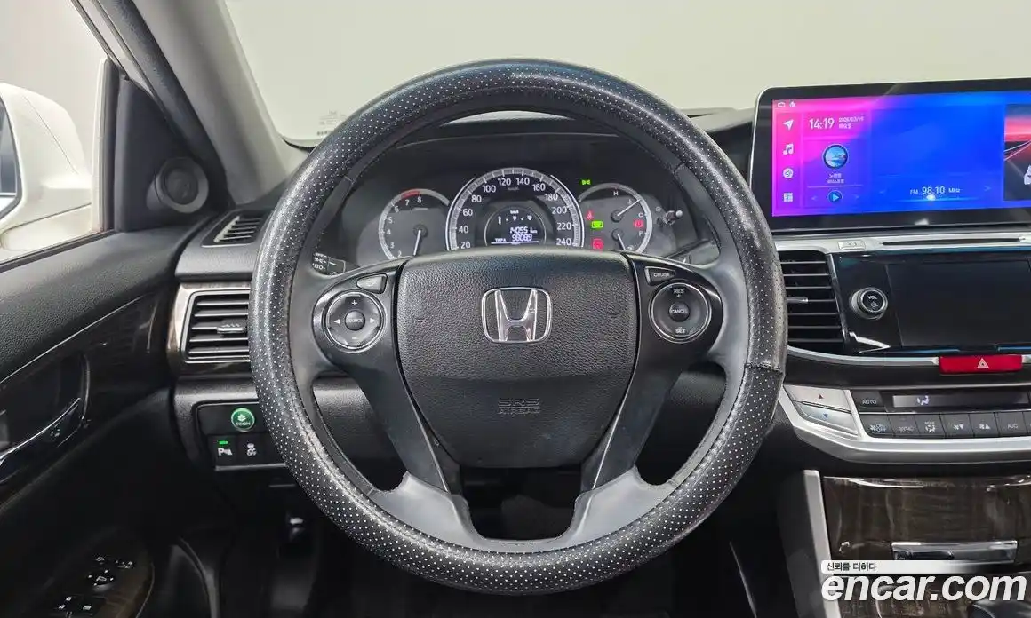 Honda Accord 2015 2.4 гидро в Москве № 170629, фото 14