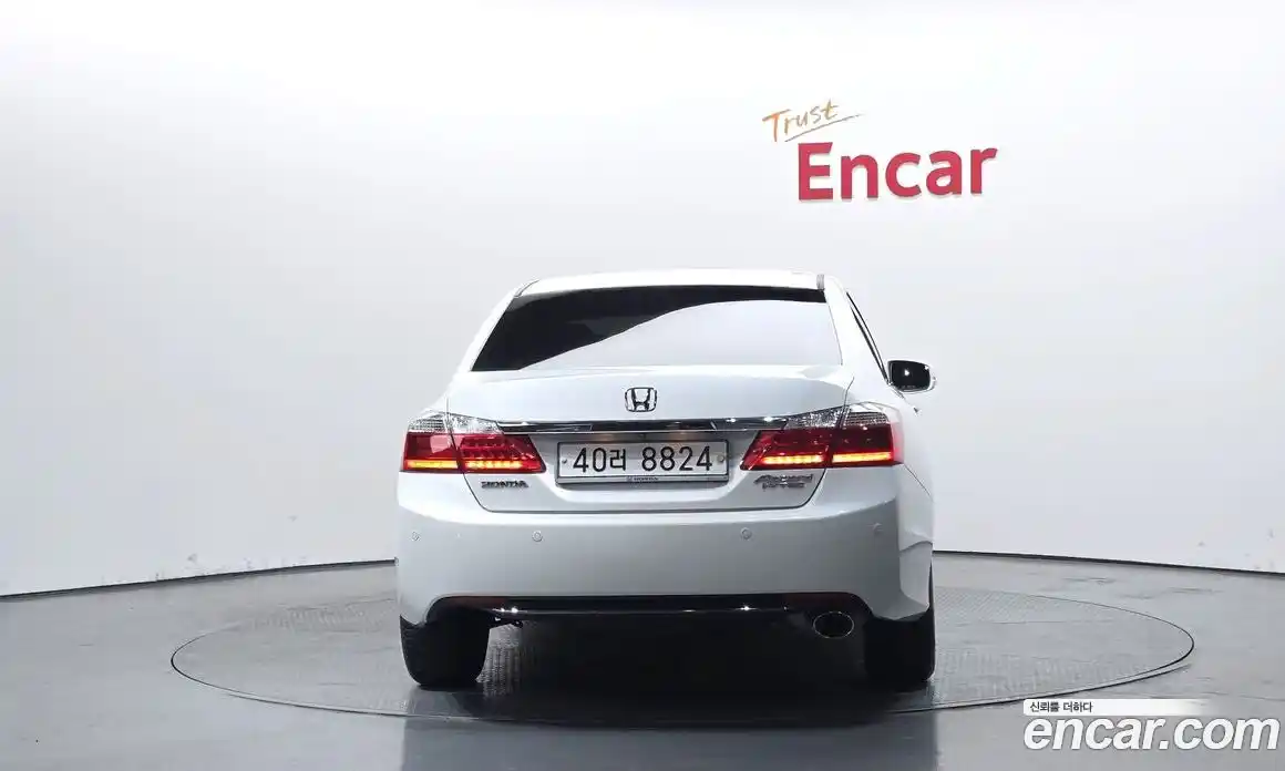Honda Accord 2015 2.4 гидро в Москве № 170629, фото 4