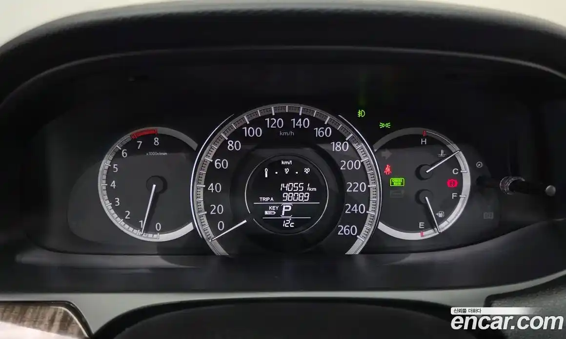 Honda Accord 2015 2.4 гидро в Москве № 170629, фото 8
