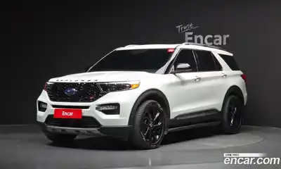 Ford Explorer, 2022