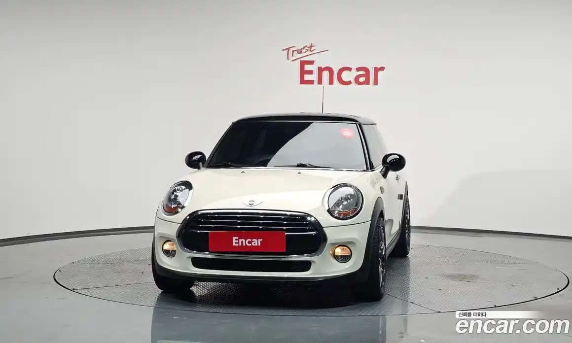 Mini Cooper 2016 1.5 гидро в Москве № 177629, фото 3