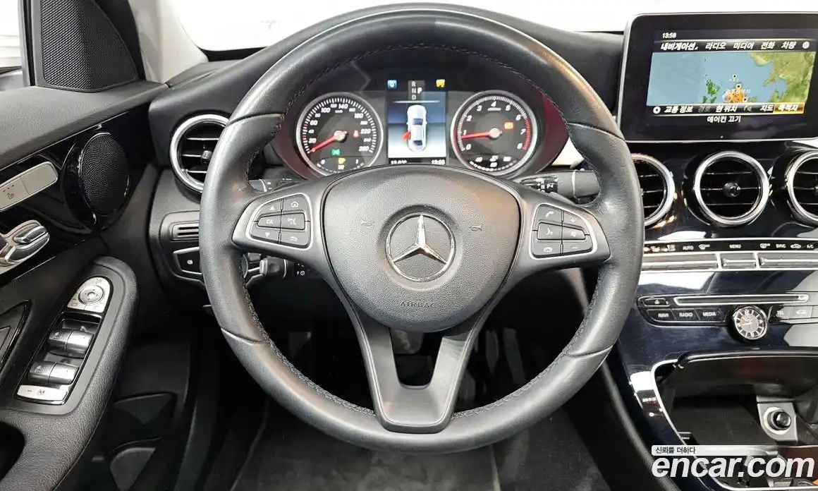 Mercedes-Benz C-Class 2018 2.0 гидро в Москве № 178595, фото 14