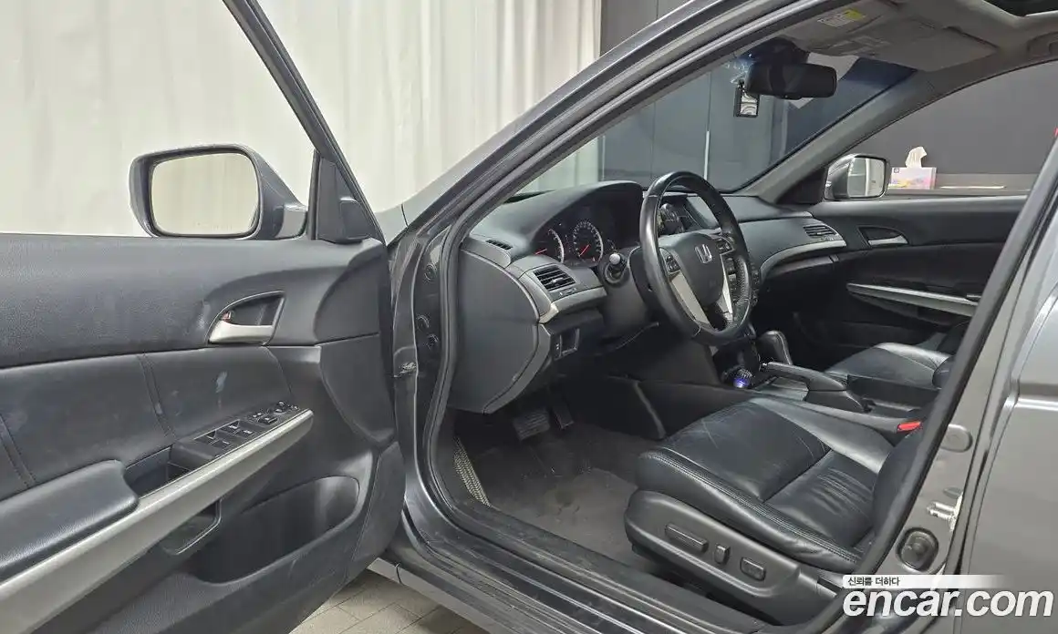 Honda Accord 2010 3.5 гидро в Москве № 185506, фото 11