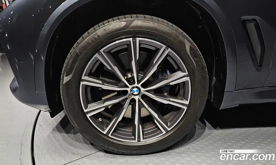 BMW X5 2020 3.0 гидро в Москве № 191638, фото 5
