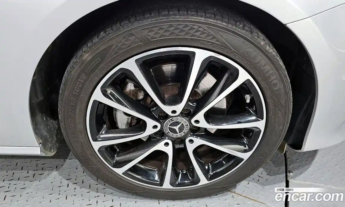 Mercedes-Benz E-Class 2020 2.0 гидро, фото 5