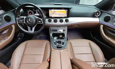 Mercedes-Benz E-Class 2020 2.0 гидро, миниатюра 7