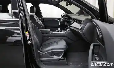 Audi Q7 2023 3.0 гидро в Москве № 196493, миниатюра 11