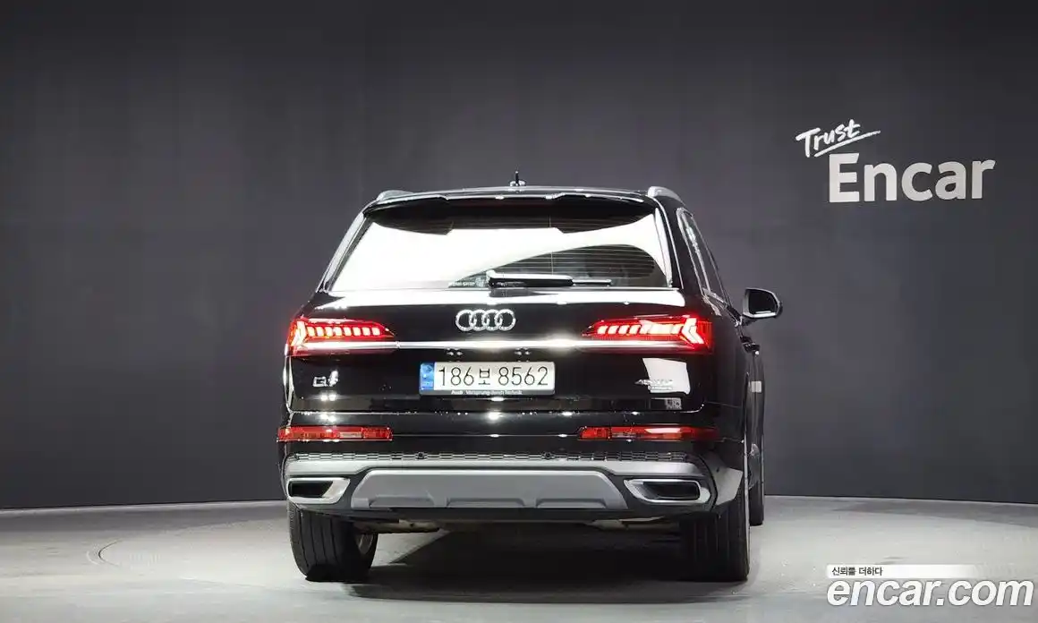 Audi Q7 2023 3.0 гидро в Москве № 196493, фото 4