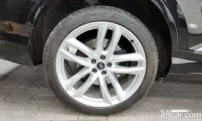 Audi Q7 2023 3.0 гидро в Москве № 196493, миниатюра 5