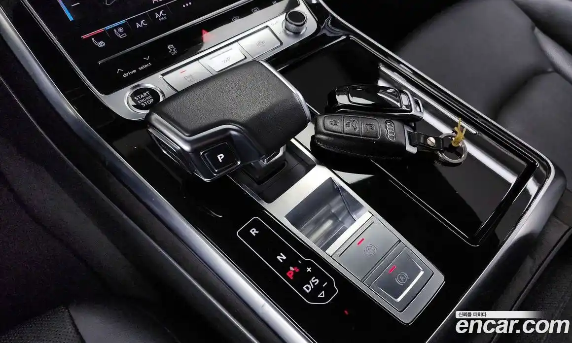 Audi Q7 2023 3.0 гидро в Москве № 196493, фото 9
