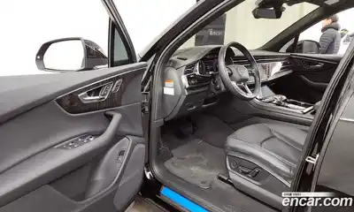 Audi Q7 2023 3.0 гидро в Москве № 196493, миниатюра 10