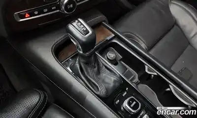 Volvo XC90 2017 2.0 гидро в Москве № 196991, миниатюра 9