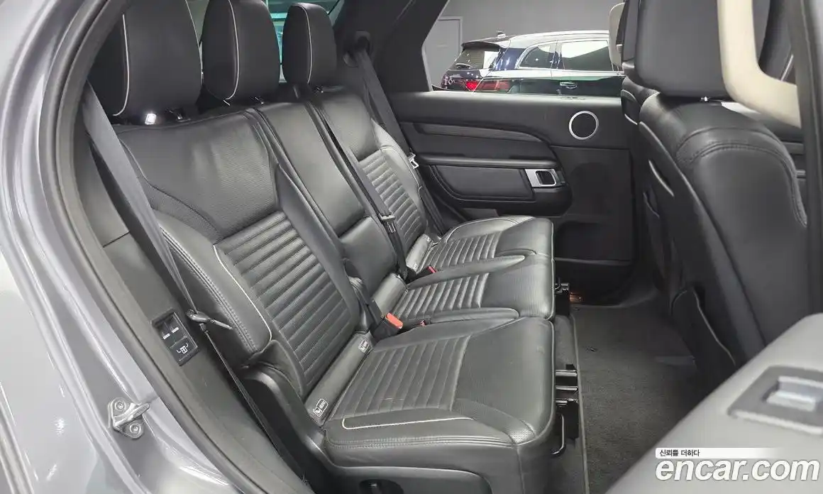 Land Rover Discovery 2017 3.0 гидро в Москве № 198288, фото 12