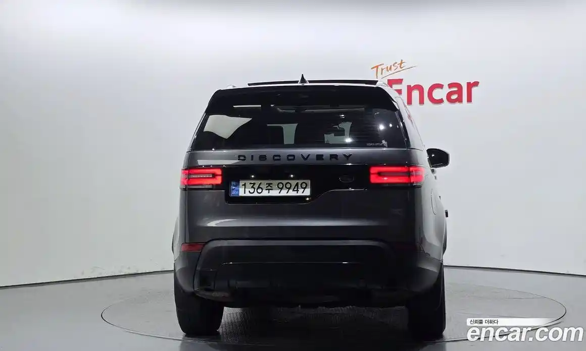 Land Rover Discovery 2017 3.0 гидро в Москве № 198288, фото 4