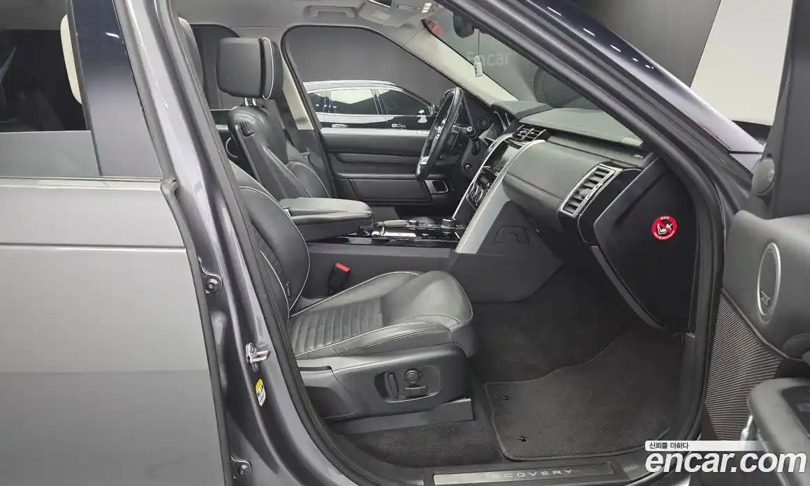 Land Rover Discovery 2017 3.0 гидро в Москве № 198288, фото 10