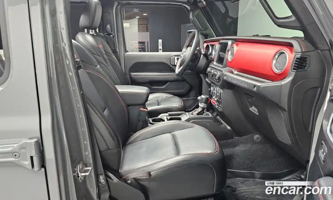 Jeep Wrangler 2019 2.0 гидро в Москве № 199470, фото 11