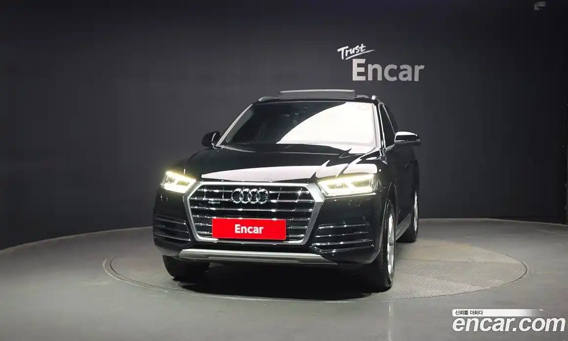 Audi Q5 2020 2.0 гидро в Москве № 212343, фото 3