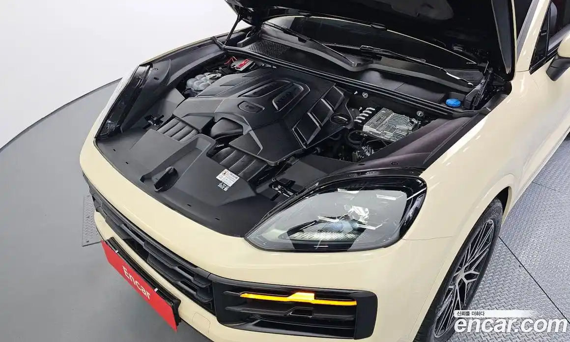 Porsche Cayenne 2024 3.0 гидро в Москве № 213037, фото 6