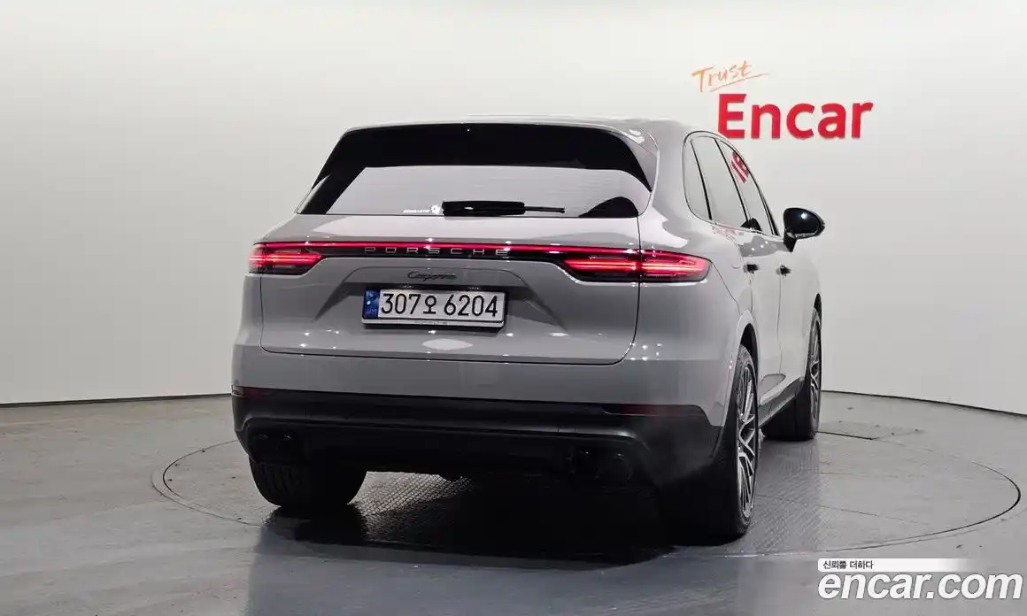 Porsche Cayenne 2023 3.0 гидро в Москве № 213160, фото 4